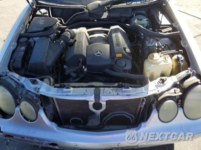 Zdjęcie 11 z 12 samochodu: 2000 MERCEDES-BENZ E 320 VIN:WDBJH65J5YB103740 - miniatura