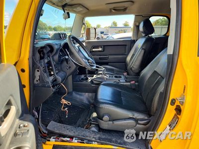 Zdjęcie 7 z 13 samochodu: 2008 TOYOTA FJ CRUISER BASE VIN:JTEBU11F68K032081 - miniatura