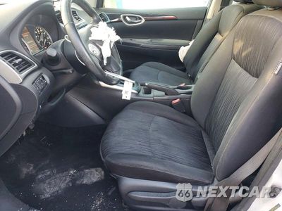 Zdjęcie 7 z 12 samochodu: 2019 NISSAN SENTRA SV VIN:3N1AB7AP5KL604798 - miniatura
