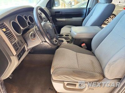 Zdjęcie 7 z 12 samochodu: 2011 TOYOTA TUNDRA CREWMAX SR5 VIN:5TFDY5F1XBX194277 - miniatura