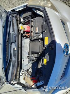 Zdjęcie 11 z 12 samochodu: 2014 TOYOTA PRIUS V THREE VIN:JTDZN3EU7E3323053 - miniatura