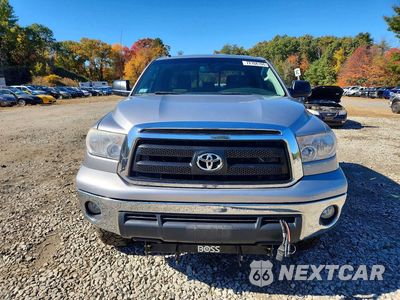 Piąte zdjęcie samochodu w środku: 2012 TOYOTA TUNDRA DOUBLE CAB SR5 VIN:5TFUY5F19CX224824 - miniatura