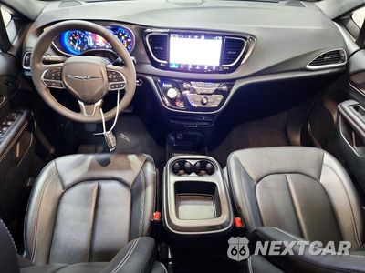 Zdjęcie 8 z 13 samochodu: 2026 CHRYSLER PACIFICA SELECT VIN:2C4RC1BGXTR239936 - miniatura