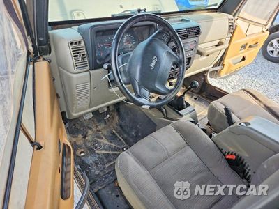 Zdjęcie 8 z 13 samochodu: 2005 JEEP WRANGLER X VIN:1J4FA39S55P331212 - miniatura