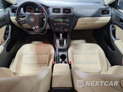 Zdjęcie 8 z 12 samochodu: 2012 VOLKSWAGEN JETTA SE VIN:3VWDX7AJ9CM113473 - miniatura