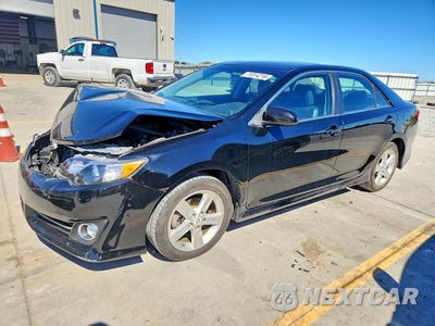 2013 TOYOTA CAMRY SE 4T1BF1FK9DU712930 - główne zdjęcie licytacji z USA - miniatura