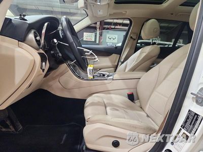 Zdjęcie 7 z 13 samochodu: 2019 MERCEDES-BENZ GLC 350E VIN:WDC0G5EB1KF612818 - miniatura