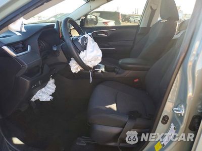 Zdjęcie 7 z 13 samochodu: 2019 TOYOTA RAV4 XLE VIN:JTMW1RFV1KD040968 - miniatura