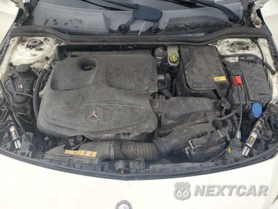 Zdjęcie 11 z 12 samochodu: 2015 MERCEDES-BENZ CLA 250 VIN:WDDSJ4EB6FN168170 - miniatura