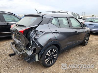 Trzecie zdjęcie samochodu z tyłu: 2019 NISSAN KICKS SV VIN:3N1CP5CU9KL529153 - miniatura