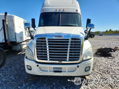 Piąte zdjęcie samochodu w środku: 2015 FREIGHTLINER CASCADIA 125 VIN:3AKJGLD53FSGD8463 - miniatura