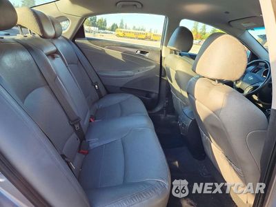 Zdjęcie 10 z 12 samochodu: 2013 HYUNDAI SONATA HYBRID VIN:KMHEC4A48DA100056 - miniatura