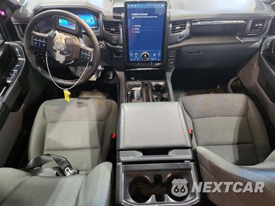 Zdjęcie 8 z 13 samochodu: 2024 FORD F150 LIGHTNING XLT VIN:1FTVW3L79RWG03392 - miniatura