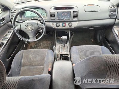 Zdjęcie 8 z 12 samochodu: 2002 TOYOTA CAMRY SE VIN:4T1BE32K92U059811 - miniatura
