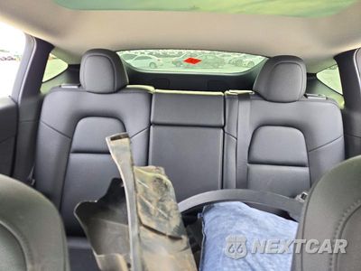 Zdjęcie 10 z 13 samochodu: 2023 TESLA MODEL Y VIN:7SAYGAEE5PF842615 - miniatura