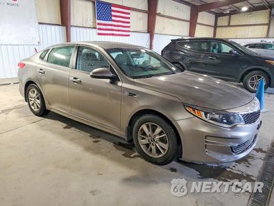 Czwarte zdjęcie samochodu z boku: 2016 KIA OPTIMA LX VIN:5XXGT4L3XGG071508 - miniatura