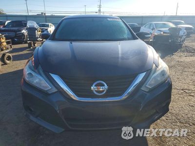 Piąte zdjęcie samochodu w środku: 2016 NISSAN ALTIMA 2.5 SV VIN:1N4AL3AP4GC175214 - miniatura
