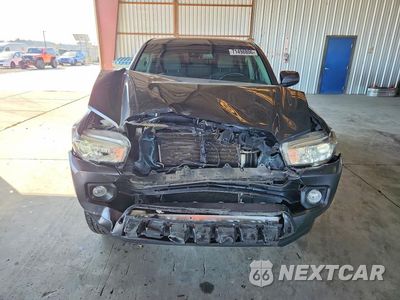 Piąte zdjęcie samochodu w środku: 2021 TOYOTA TACOMA SR5 V6 VIN:3TMAZ5CN3MM144322 - miniatura