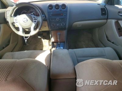 Zdjęcie 8 z 12 samochodu: 2008 NISSAN ALTIMA HYBRID BASE VIN:1N4CL21E78C171435 - miniatura
