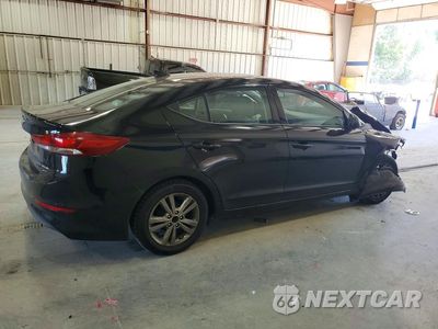 Trzecie zdjęcie samochodu z tyłu: 2017 HYUNDAI ELANTRA SE VIN:5NPD84LF0HH156216 - miniatura