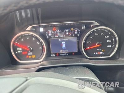 Zdjęcie 9 z 12 samochodu: 2019 CHEVROLET SILVERADO K1500 HIGH COUNTRY VIN:1GCUYHEL7KZ412328 - miniatura