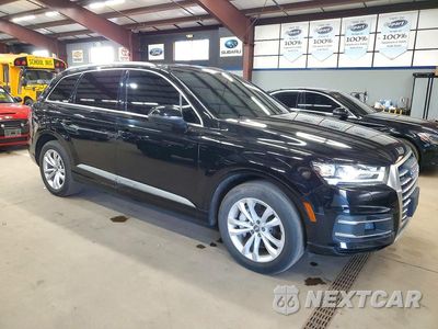 Czwarte zdjęcie samochodu z boku: 2017 AUDI Q7 PREMIUM VIN:WA1AAAF75HD026183 - miniatura