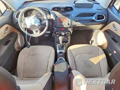 Zdjęcie 8 z 13 samochodu: 2015 JEEP RENEGADE LATITUDE VIN:ZACCJABT0FPB60322 - miniatura