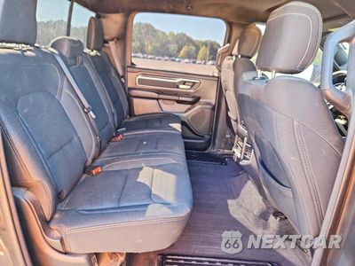 Zdjęcie 10 z 12 samochodu: 2020 RAM 1500 BIG HORN/LONE STAR VIN:1C6SRFFT9LN397077 - miniatura
