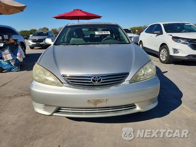 Piąte zdjęcie samochodu w środku: 2006 TOYOTA CAMRY LE VIN:4T1BE32KX6U161897 - miniatura