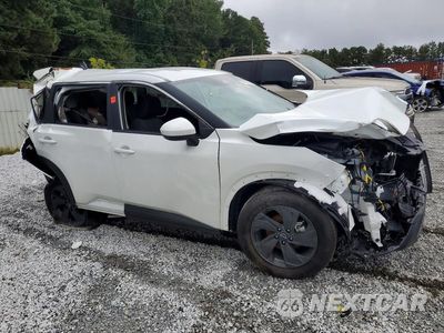 Czwarte zdjęcie samochodu z boku: 2026 NISSAN ROGUE SV VIN:5N1BT3BB7TC777693 - miniatura