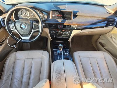 Zdjęcie 8 z 13 samochodu: 2014 BMW X5 XDRIVE35I VIN:5UXKR0C59E0H17270 - miniatura