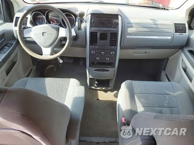 Zdjęcie 8 z 13 samochodu: 2010 DODGE GRAND CARAVAN SE VIN:2D4RN4DE0AR145118 - miniatura
