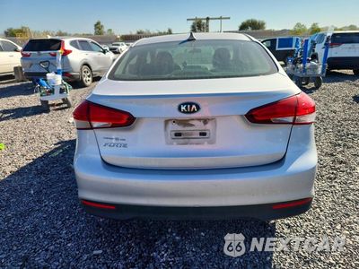 Zdjęcie 6 z 12 samochodu: 2017 KIA FORTE LX VIN:3KPFK4A72HE045404 - miniatura