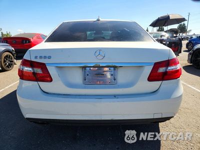 Zdjęcie 6 z 12 samochodu: 2010 MERCEDES-BENZ E 550 VIN:WDDHF7CB1AA120950 - miniatura
