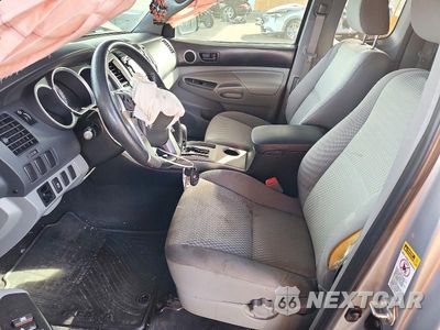 Zdjęcie 7 z 12 samochodu: 2015 TOYOTA TACOMA BASE VIN:5TFTX4CN3FX062404 - miniatura
