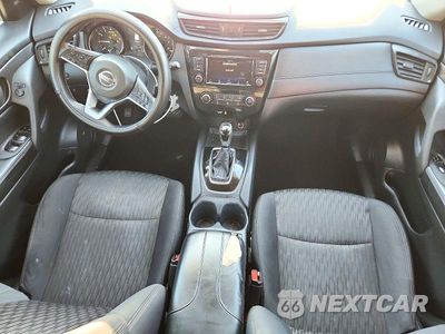 Zdjęcie 8 z 14 samochodu: 2019 NISSAN ROGUE S VIN:5N1AT2MT3KC819335 - miniatura