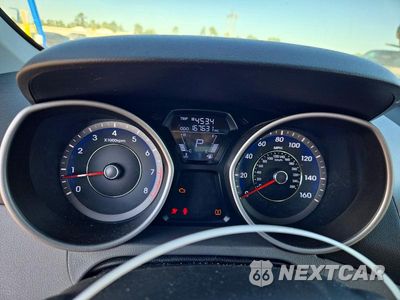 Zdjęcie 9 z 13 samochodu: 2011 HYUNDAI ELANTRA GLS VIN:KMHDH4AE5BU160300 - miniatura