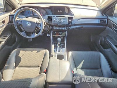 Zdjęcie 8 z 12 samochodu: 2016 HONDA ACCORD SPORT VIN:1HGCR2F59GA080227 - miniatura