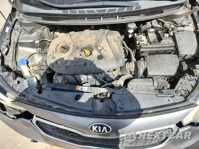 Zdjęcie 11 z 12 samochodu: 2016 KIA FORTE LX VIN:KNAFX4A62G5561908 - miniatura