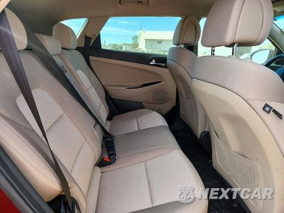 Zdjęcie 11 z 13 samochodu: 2017 HYUNDAI TUCSON SPORT VIN:KM8J33A20HU381751 - miniatura
