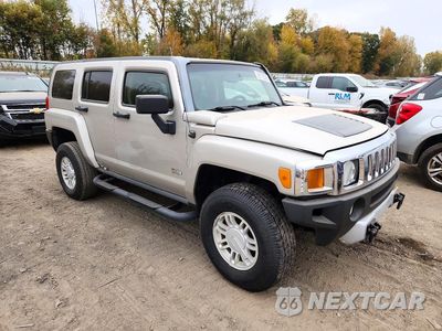 Czwarte zdjęcie samochodu z boku: 2009 HUMMER H3 VIN:5GTEN13E298137212 - miniatura