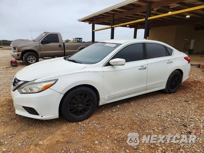 2017 NISSAN ALTIMA 2.5 S 1N4AL3AP8HC216817 - główne zdjęcie licytacji z USA - miniatura