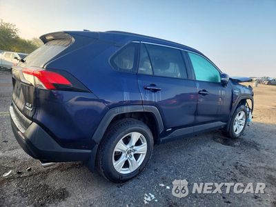 Trzecie zdjęcie samochodu z tyłu: 2021 TOYOTA RAV4 HYBRID XLE VIN:4T3R6RFV2MU023729 - miniatura