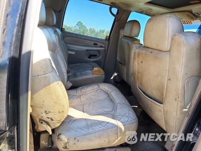 Zdjęcie 11 z 13 samochodu: 2002 CHEVROLET SUBURBAN C1500 VIN:3GNEC16Z82G214717 - miniatura