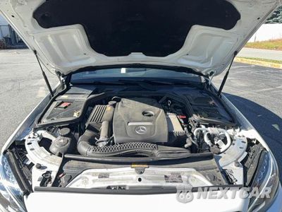 Zdjęcie 7 z 14 samochodu: 2015 MERCEDES-BENZ C 300 4MATIC VIN:55SWF4KB9FU006256 - miniatura