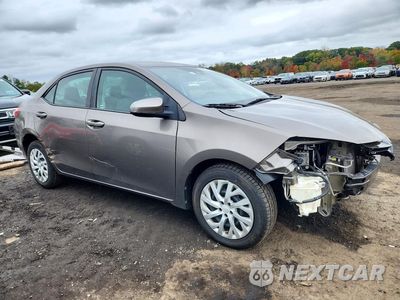 Czwarte zdjęcie samochodu z boku: 2018 TOYOTA COROLLA LE VIN:5YFBURHE6JP807289 - miniatura