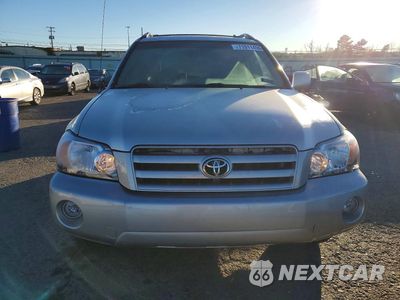 Piąte zdjęcie samochodu w środku: 2005 TOYOTA HIGHLANDER BASE VIN:JTEEP21A650102717 - miniatura