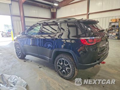 Drugie zdjęcie samochodu z przodu: 2025 JEEP COMPASS TRAILHAWK VIN:3C4NJDDN4ST615740 - miniatura