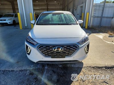 Piąte zdjęcie samochodu w środku: 2020 HYUNDAI IONIQ LIMITED VIN:KMHC05LCXLU237927 - miniatura