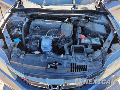 Zdjęcie 11 z 12 samochodu: 2016 HONDA ACCORD EXL VIN:1HGCT1B8XGA003037 - miniatura